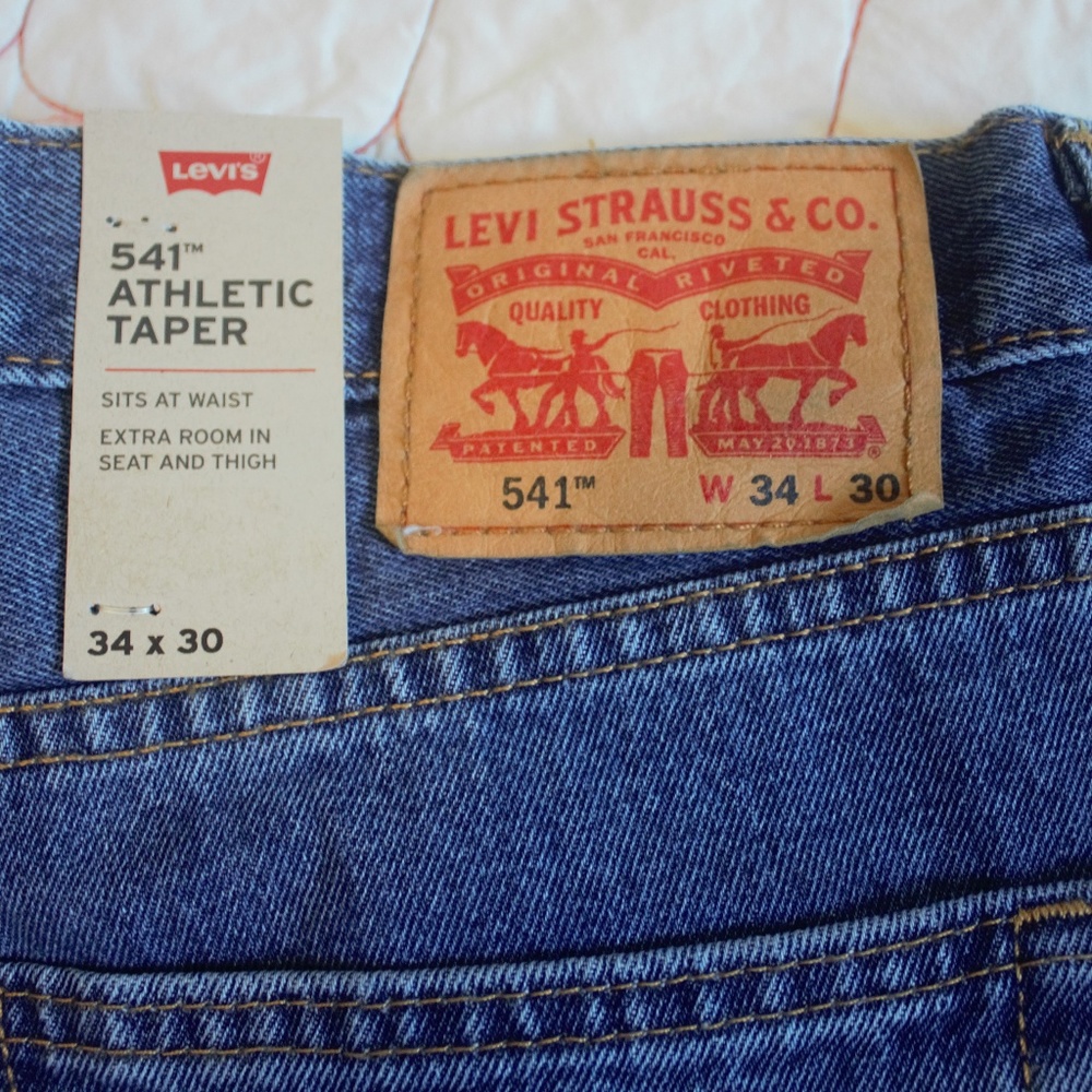 New Levi's 541 Athletic Taper, W34 x L30, NEW/Tags